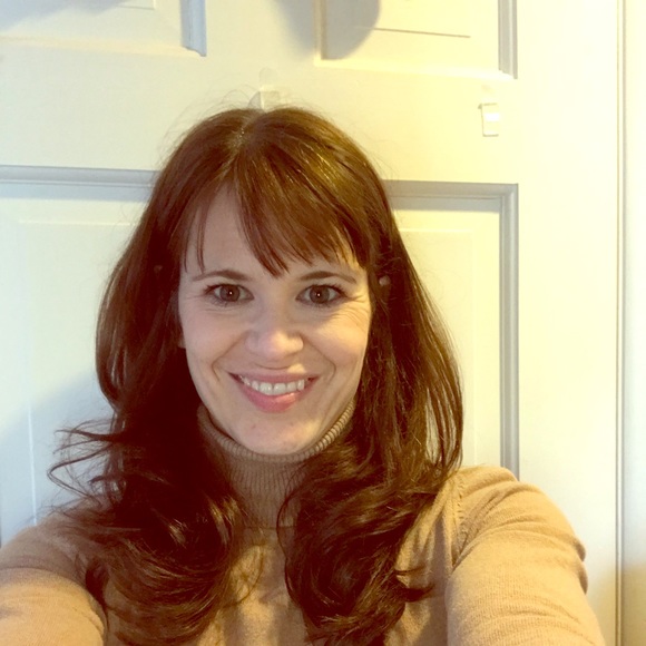 Meet your Posher, Traci - Picture 1 of 1